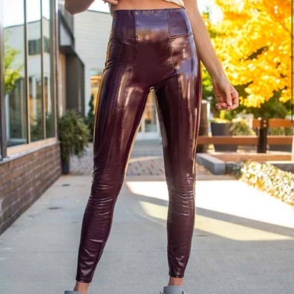 SPANX Faux Patent Leather High Rise Leggings Size Medium - Picture 2 of 9